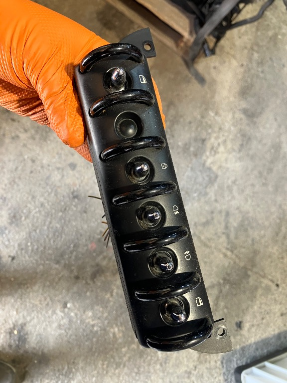 Panou butoane bord Mini One 2005 cod 6917985