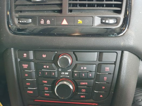 Panou butoane clima aer radio cd player ecran CD300 Opel Meriva B