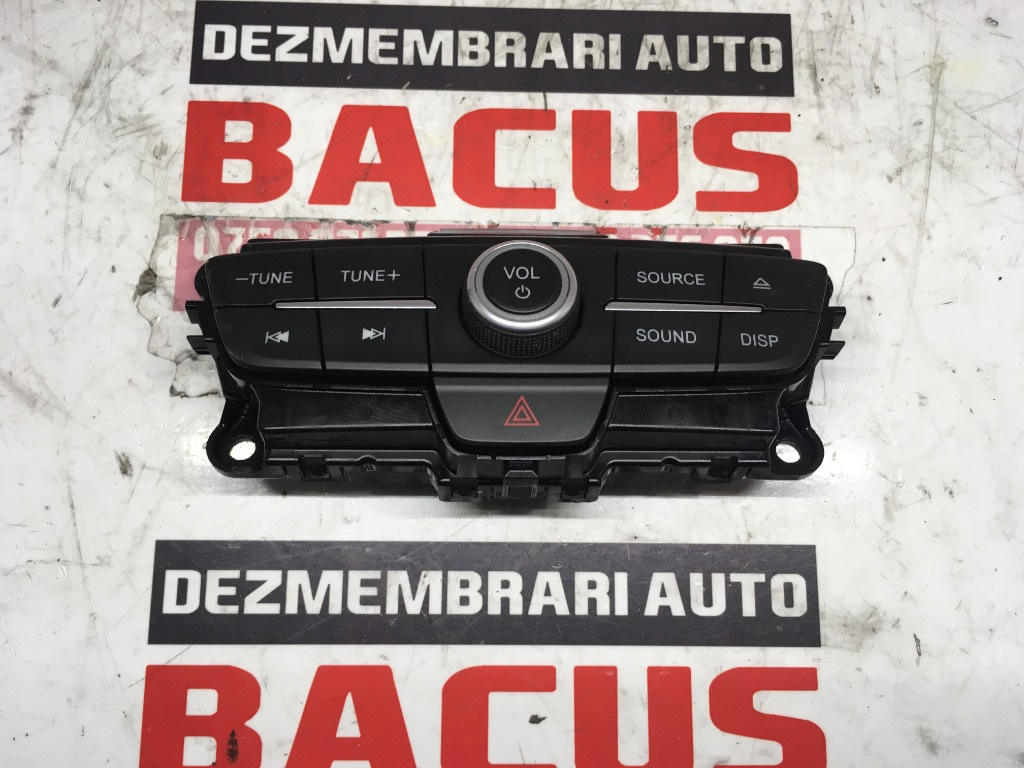 Panou butoane unitate CD Ford Focus 3 facelift cod: 17013771 01