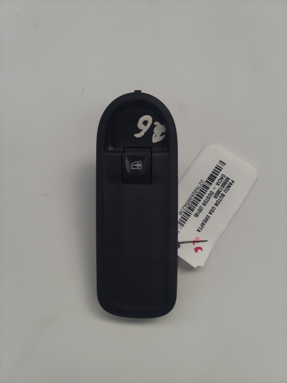 Panou buton usa dreapta Dacia Duster an 2018 cod piesa 809601386r