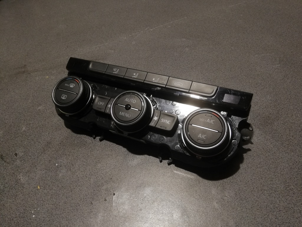 Panou comanda AC aer VW Golf 7 Variant a