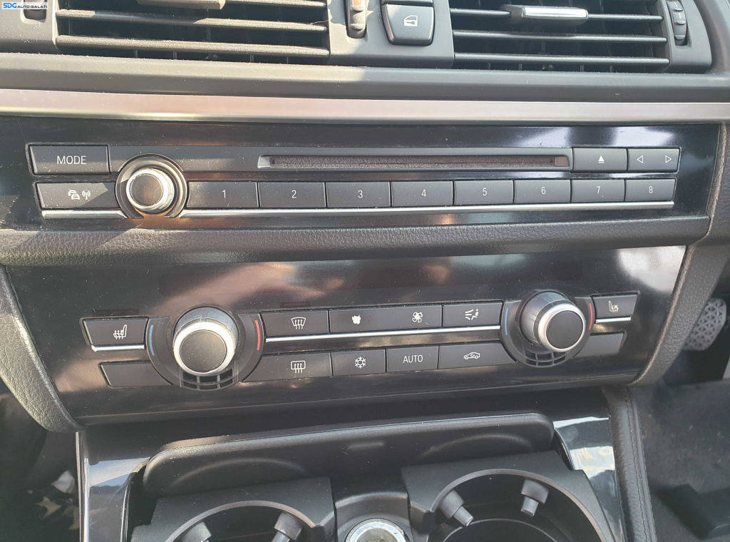 Panou Comanda AC Clima Climatronic BMW Seria 5 F10 2009 - 2017 [K3905]