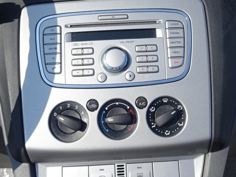 Panou comanda AC clima Ford Focus 2 din 2010