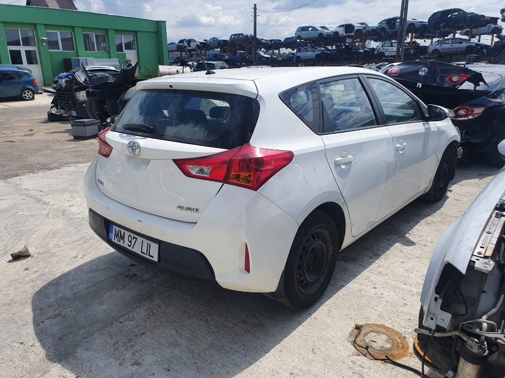 Panou comanda AC clima Toyota Auris 2014 hatchback 1.4 d