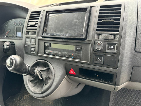 Panou comanda AC clima Volkswagen Caravelle 2008 LUNGA 2.5 TDI