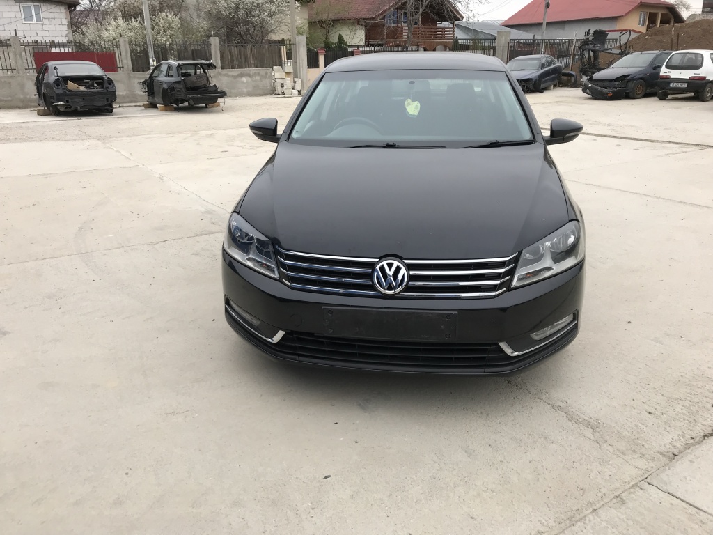 Panou comanda AC clima Volkswagen Passat B7 2011 Berlina 1.6 tdi