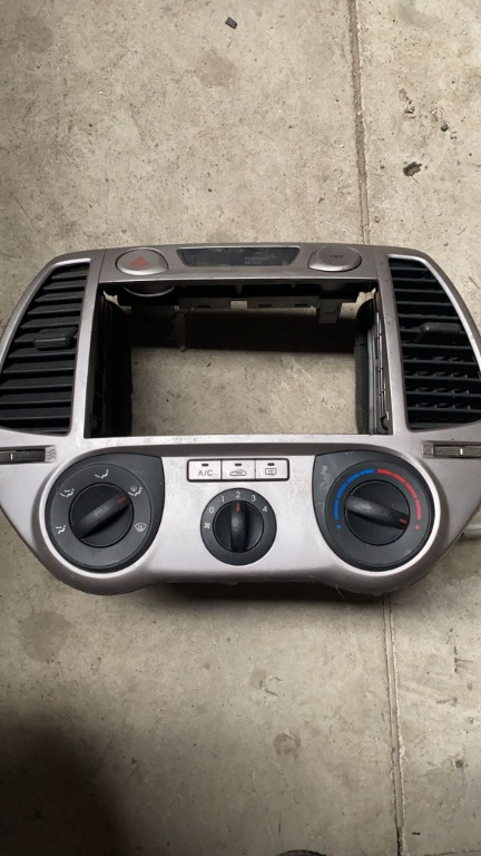 Panou comanda AC Climatronic Hyundai I20 8008-2014 93770-1J100
