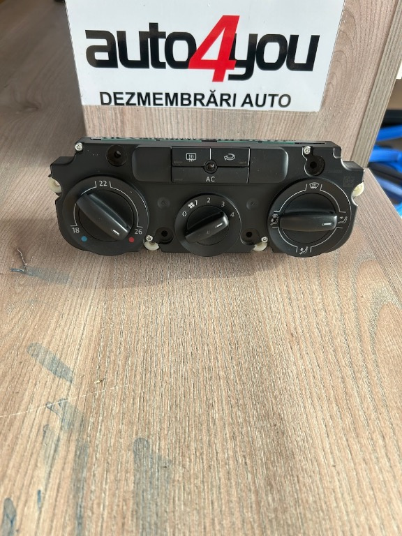 Panou Comanda AC Volkswagen Touran/Golf, Cod 1K0820047FT