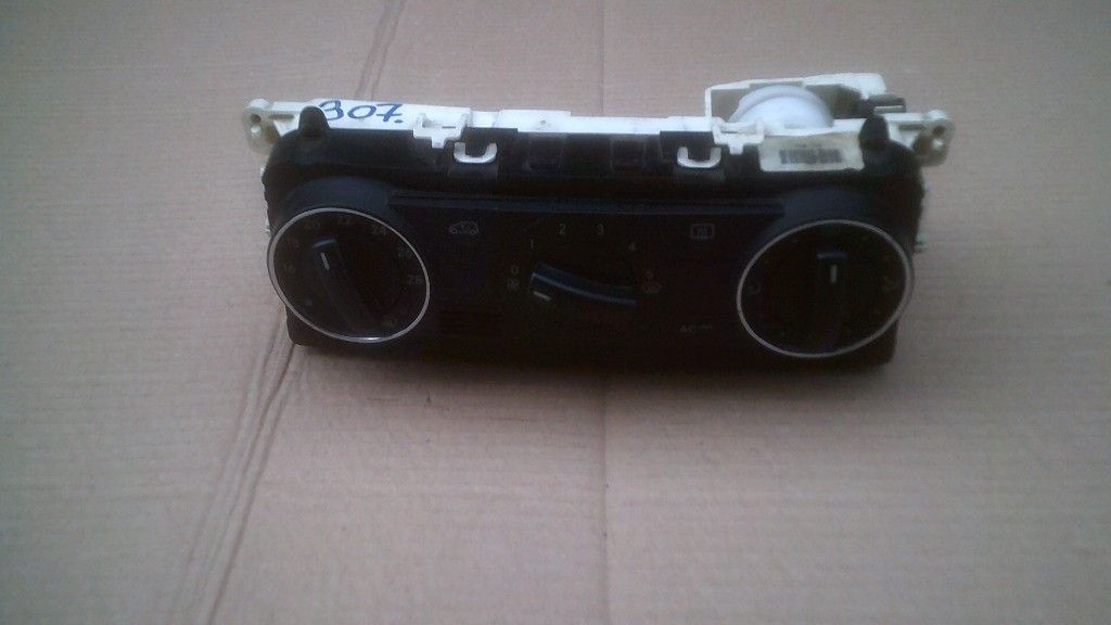 Panou comanda aer conditionat Mercedes A-Class W169 , B-Class W245 COD , A1698300585