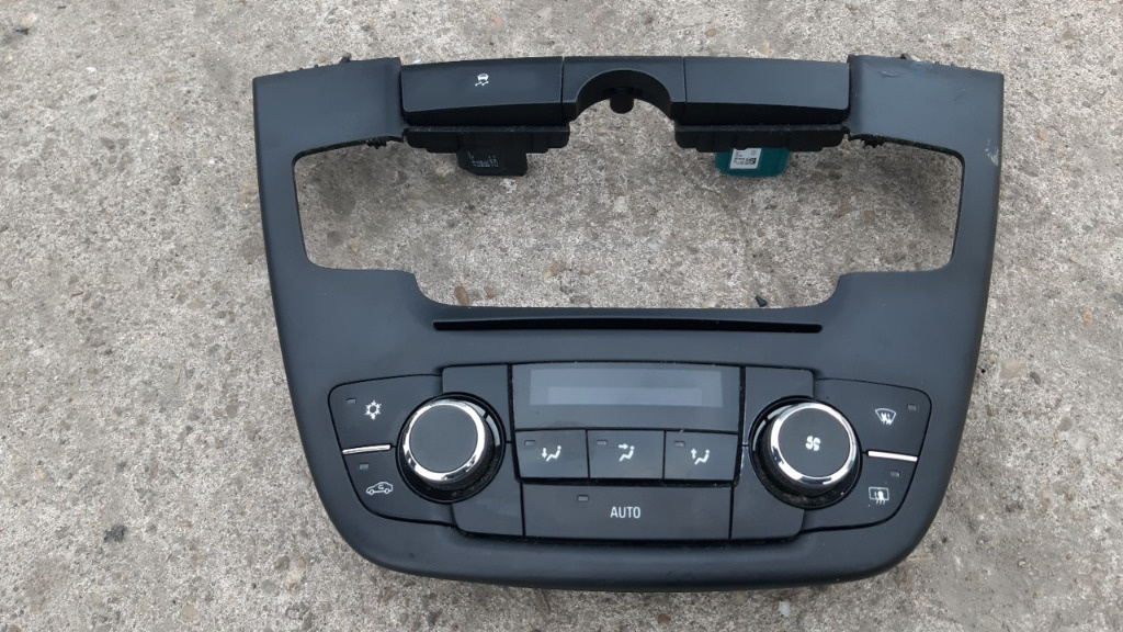 Panou comanda clima AC Opel Insignia A
