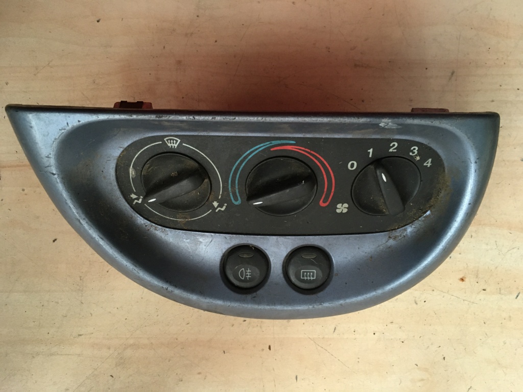 Panou comanda Clima Ford KA 97KP-19D840-AC / 97KP19D840AC