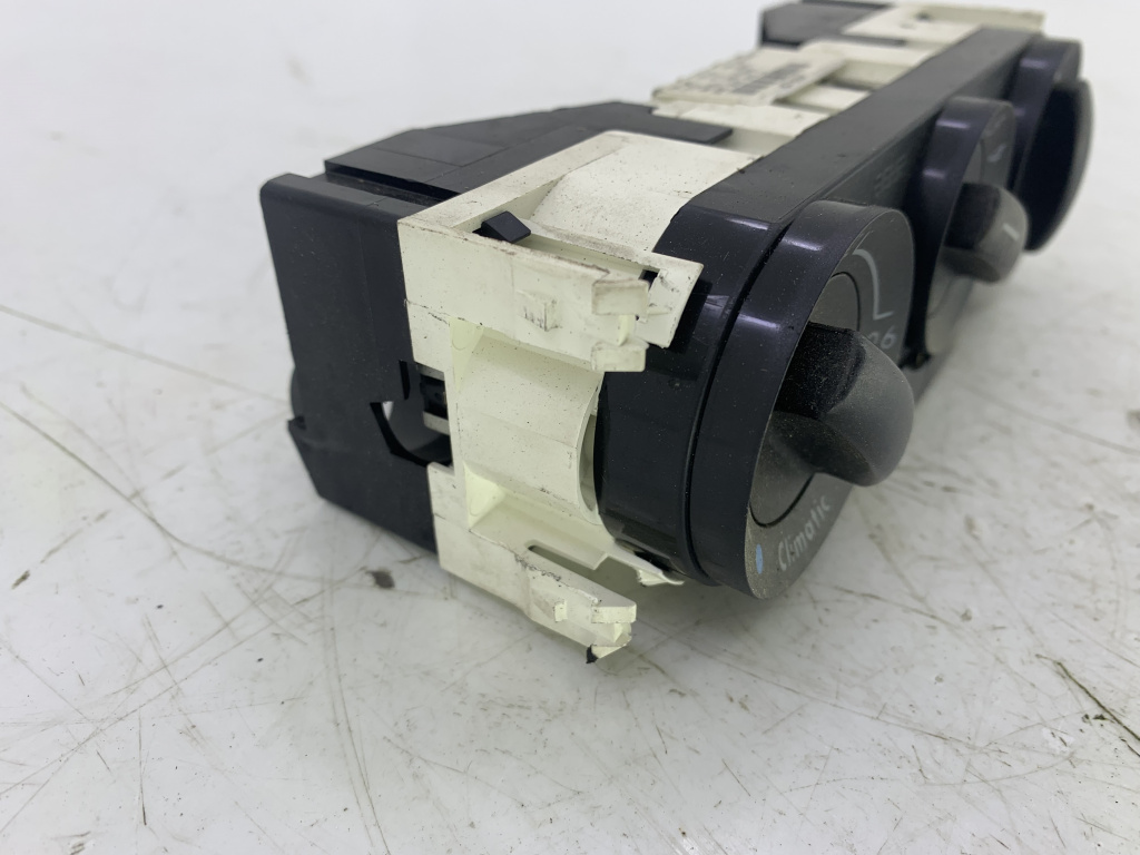 Panou comanda clima VW POLO 9N 1.4 BNM 2001-2009 6