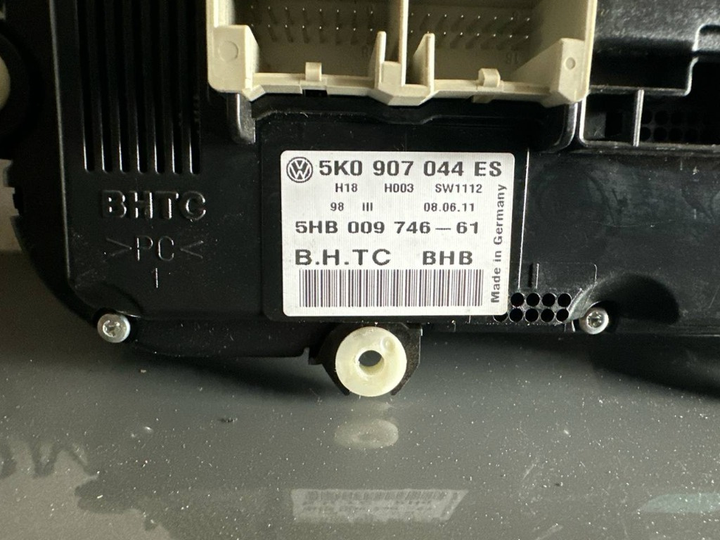 Panou comanda climatronic 5K0907044ES VW