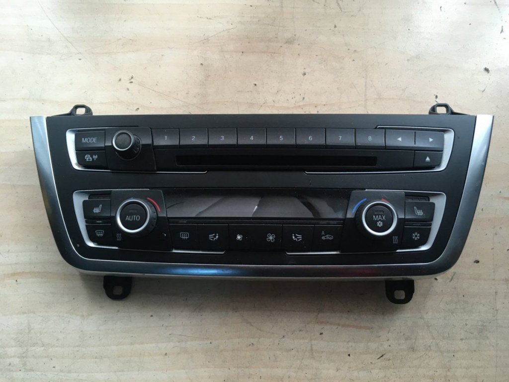 Panou comanda climatronic BMW seria 3 F30 F31 1731
