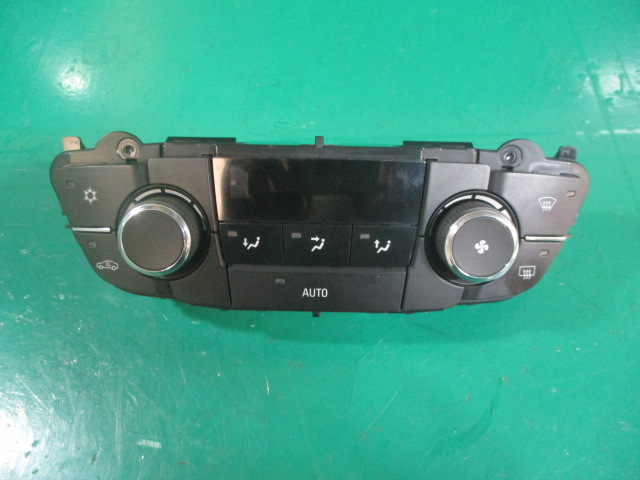 PANOU / COMANDA / CONSOLA AER / AC / CLIMA COD 13273095 OPEL INSIGNIA A FAB. 2008 – 2013 ⭐⭐⭐⭐⭐
