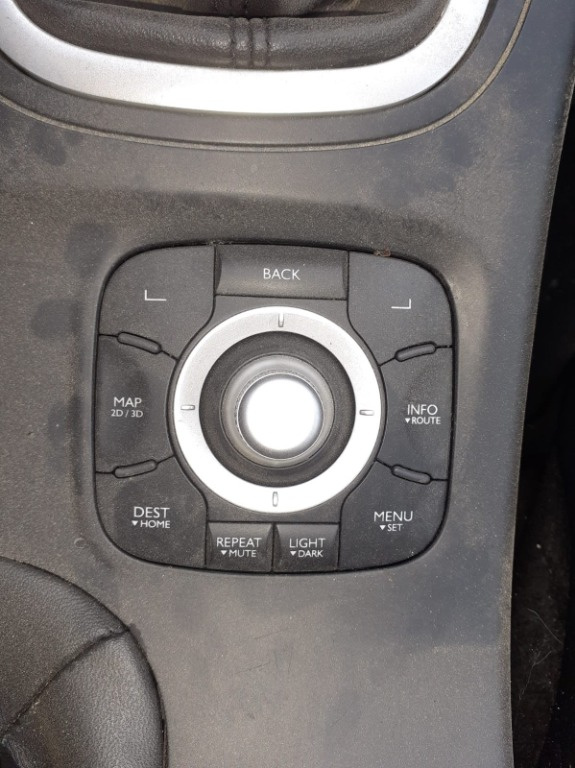 Panou comanda navigatie/joystick Renault megane 3 2011 1.5 DCI