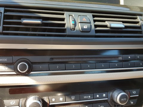 PANOU COMANDA RADIO CD BMW F10 SERIA 5