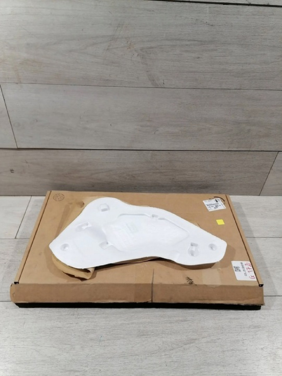 Panou etansare Peugeot produs nou original cod pie