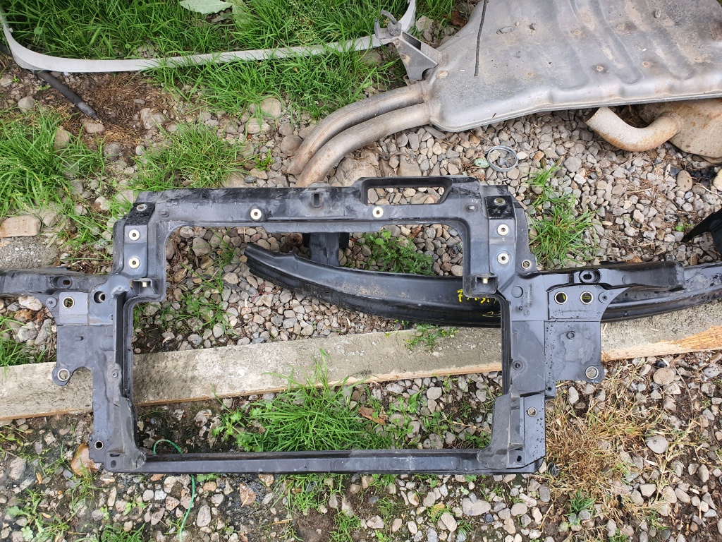 Panou fata calandru trager Skoda Fabia 1 1.9 tdi 2