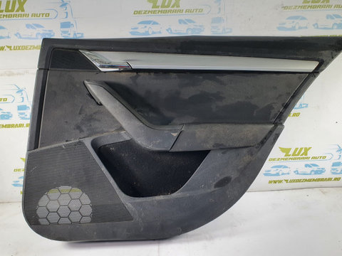 Panou fata de portiera dreapta spate 5e9867024m Skoda Octavia 3 [2013 - 2017]