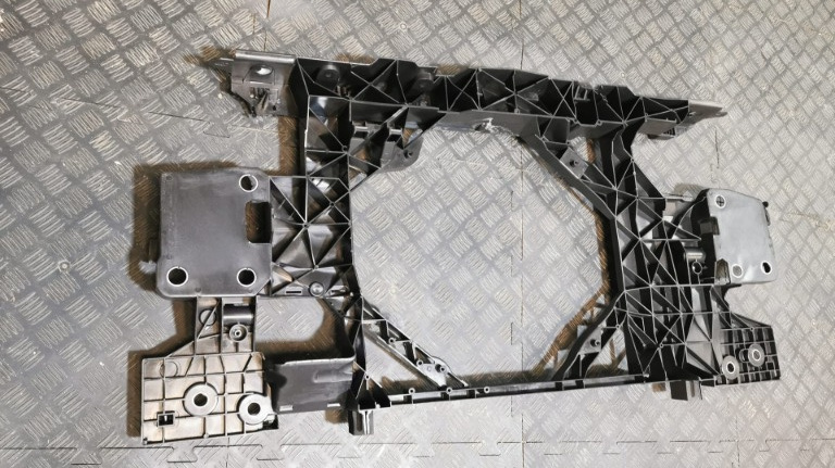 Panou fata / trager Renault Megane 3 3 (2008-2015) 752100004R