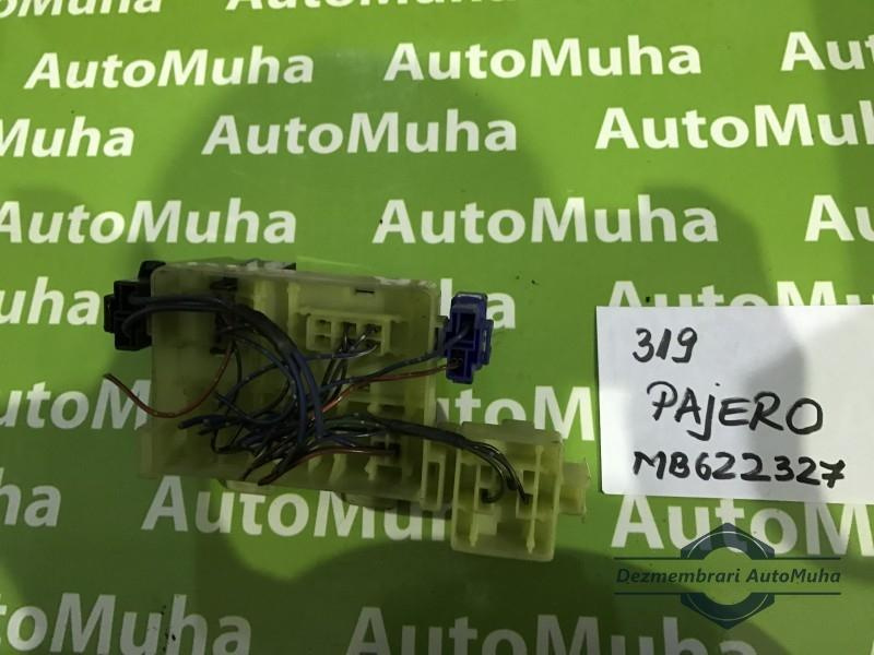 Panou sigurante Mitsubishi Pajero 3 (2000-2007) mb622327