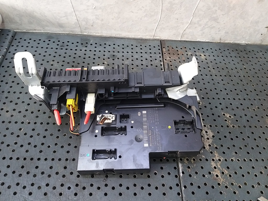 Panou sigurante sam mercedes e class w212 5dk00962