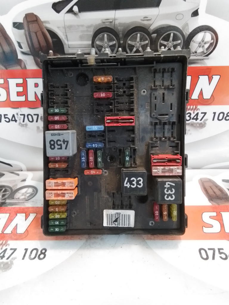 Panou sigurante Volkswagen Golf 5 (2004-2009) 1.9 Motorina 2007, 1K0937124H, 1K0937124K