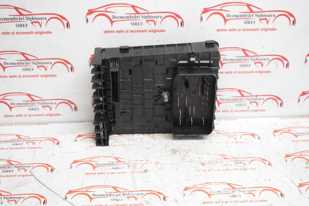 Panou sigurante VW Golf 5 1.9 TDI 1K0937