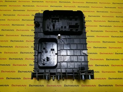 Panou sigurante VW Golf, Audi 1K0937124H, 1K0 937 