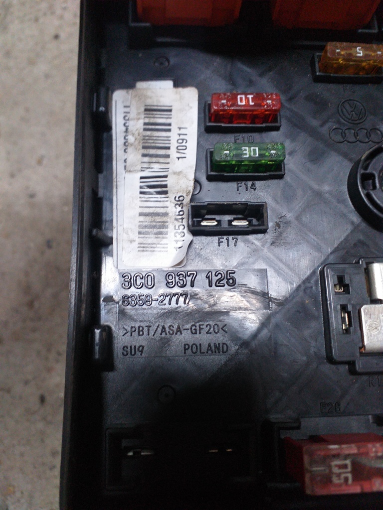 Panou sigurante VW Passat B6 cod : 3C093