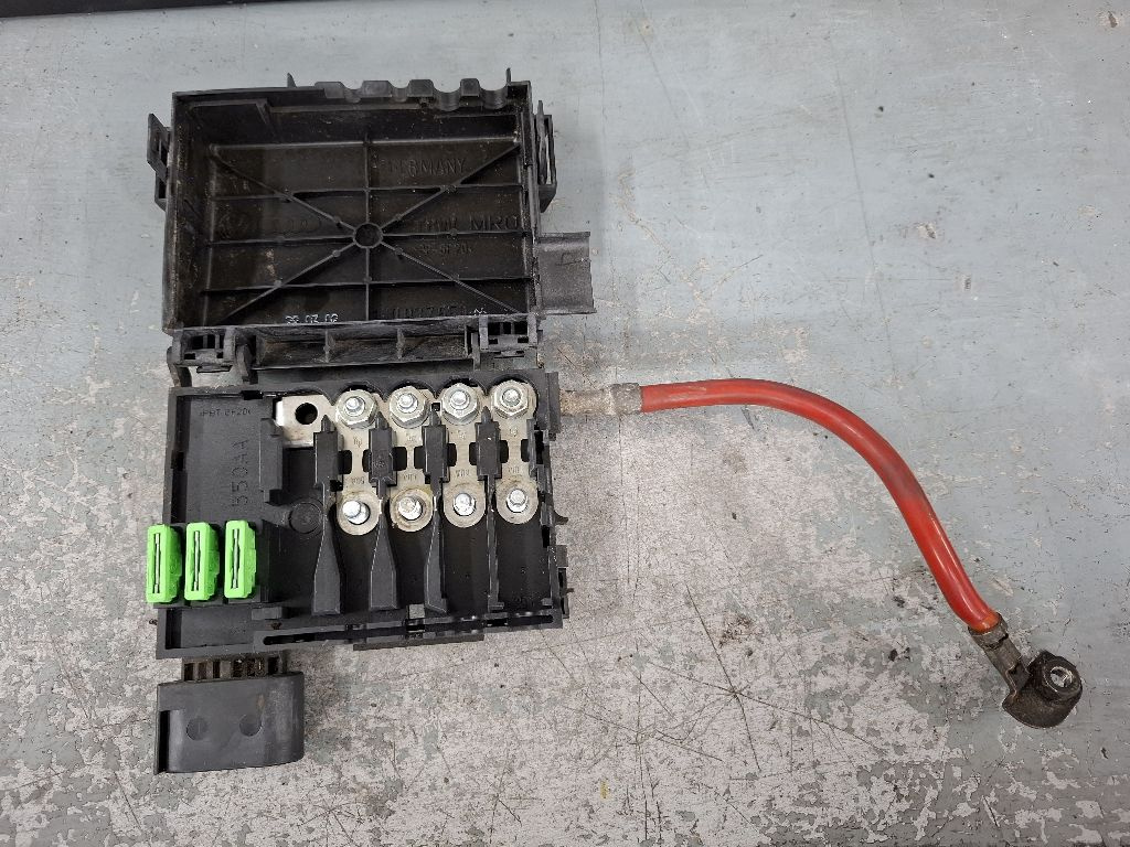 PANOU (TABLOU) SIGURANTE BATERIE SEAT LEON 2003 OEM:1J0937550AA.