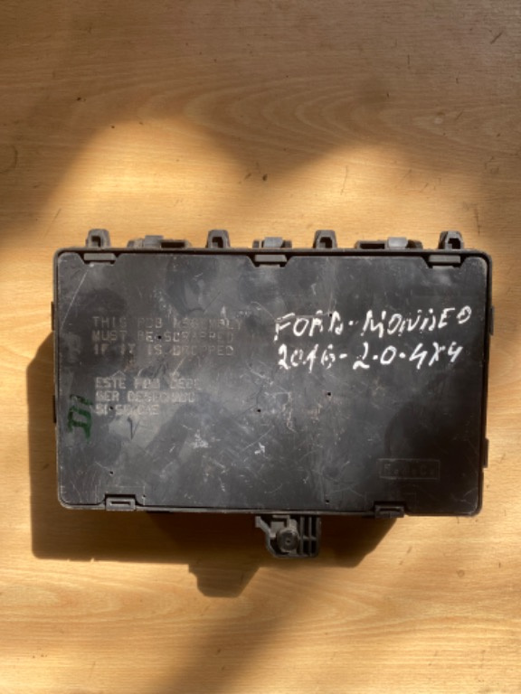 Panou tablou sigurante motor FG9T-14A067