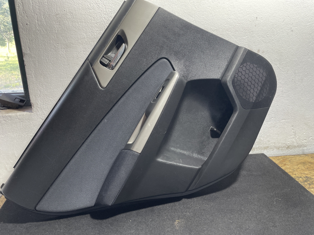 Panou tapiterie usa stanga spate Subaru Forester 2.0 D sedan 2009 (cod intern: 231779)