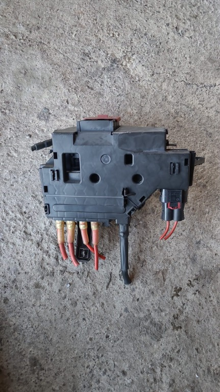 Paou sigurante Mercedes C Class W205 A2055402250