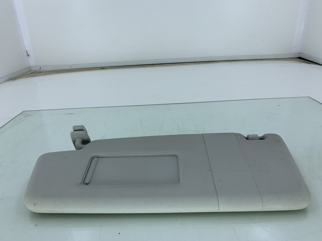 Parasolar stanga VW TOURAN CFHF 2010-201