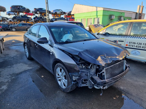 Parasolare Chevrolet Cruze 2013 berlina 2.0 d