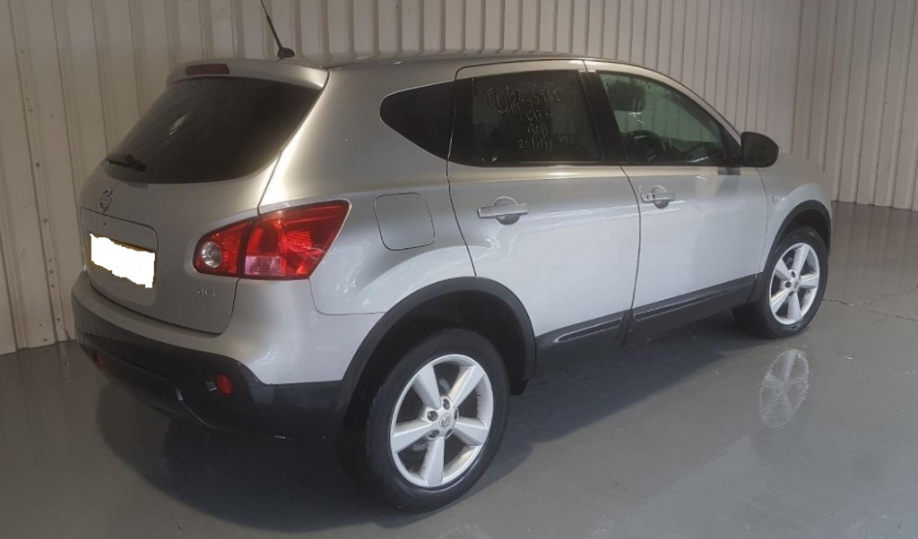 Parasolare Nissan Qashqai 2009 SUV 2.0 D