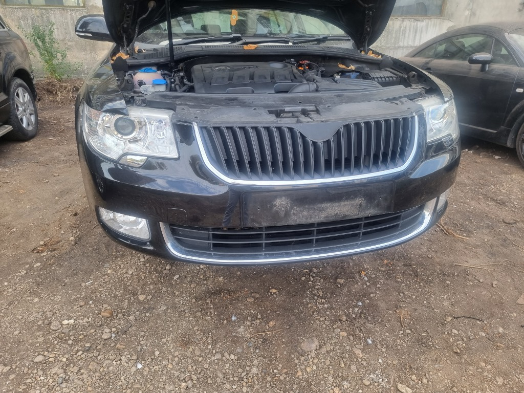 Parasolare Skoda Superb 2013 Berlina 2.0