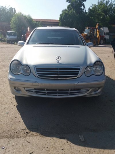 Parbriz Mercedes c class w203 Facelift