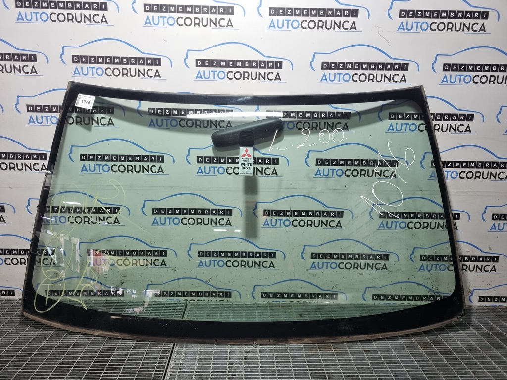 Parbriz Mitsubishi L200 Facelift 2010 - 2015 4 Usi