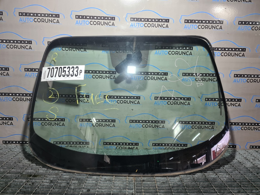 Parbriz Nissan Juke 2010 - 2014 4 Usi Cu senzor de ploaie