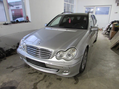 Parbriz ( nu se trimite prin courier) Mercedes C-C