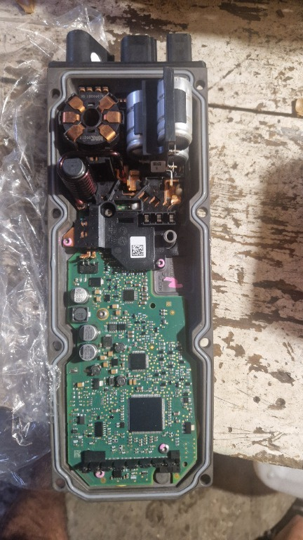 Partea electrica pentru caseta de direcție Audi A4 B8 facelift 8K0909144L