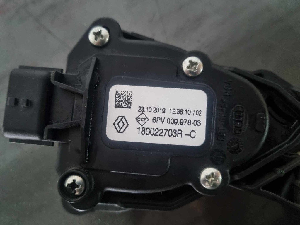 Pedala acceleratie 180022703R Dacia Loga