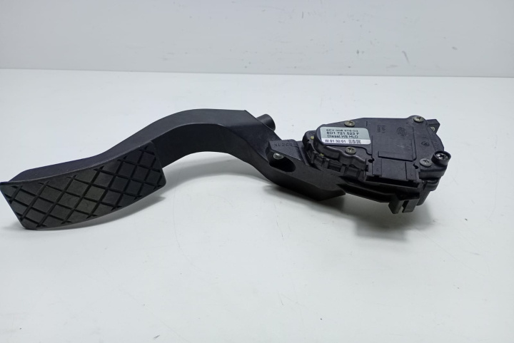 Pedala acceleratie 8D1721523F Audi A6 4B/C5 [facel