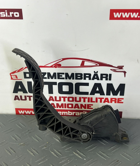 Pedala acceleratie 8D2721523B 8D2721523B Volkswagen VW Passat B5 [1996 - 2000] Sedan 4-usi