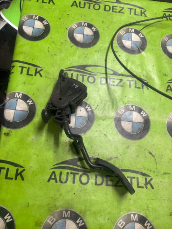 Pedala acceleratie Audi A6 C6 2.0 Motorina 2007, 4F2721523