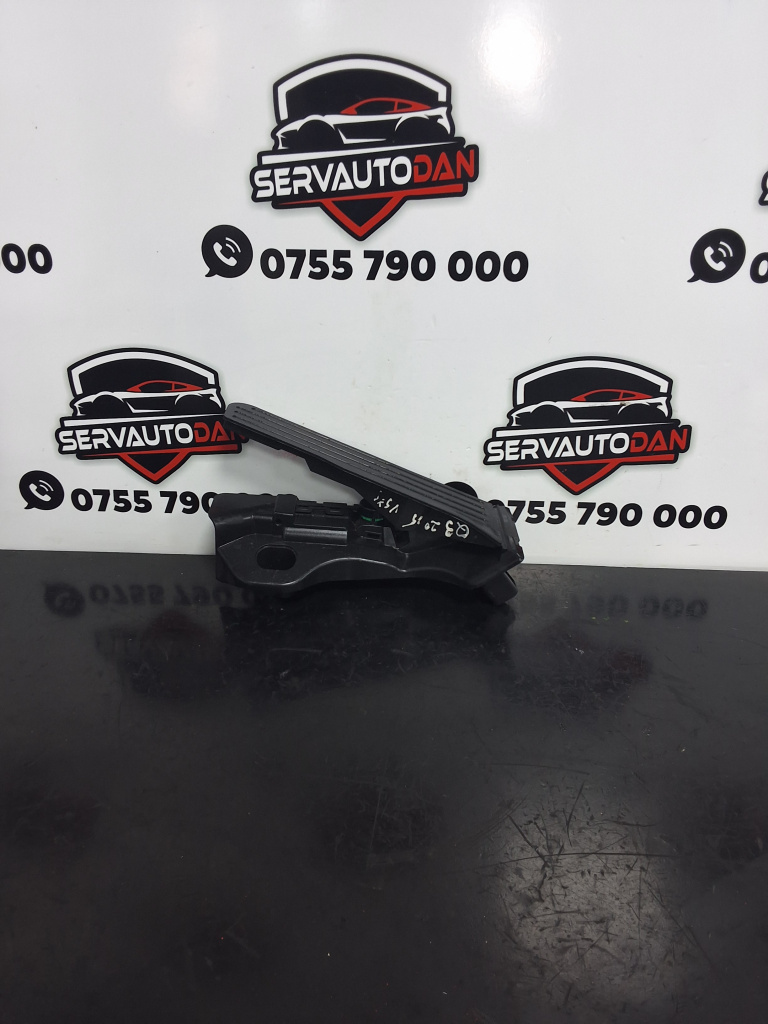Pedala acceleratie Audi Q3 (2011-2017) [8U] 2.0 Motorina 2015, 1K1723503BA