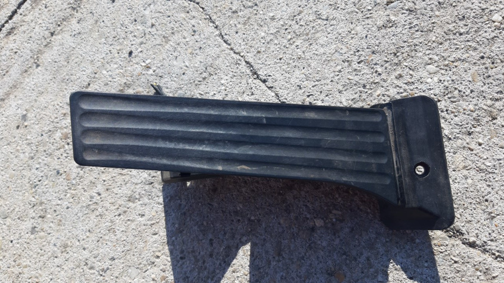 Pedala acceleratie BMW F10 SERIA 5.